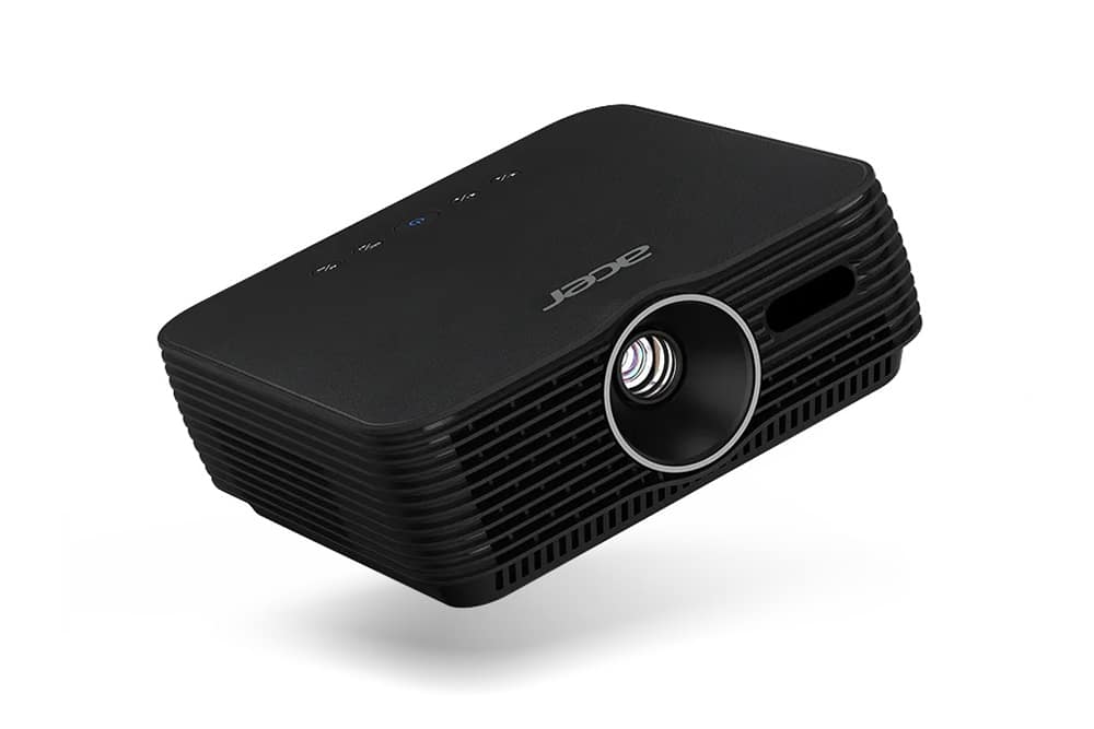 It supports auto-focus and offers 1,000 ANSI lumens brightness