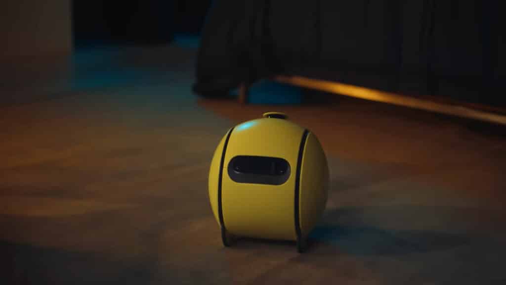The smart robot helps users intelligently navigate their lives.