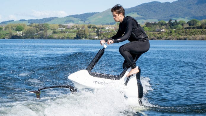 Manta5 Hydrofoiler XE-1, an electric bike to ride on water.
