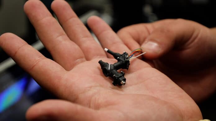 A current version of the “miniscope” developed by UCLA researchers.