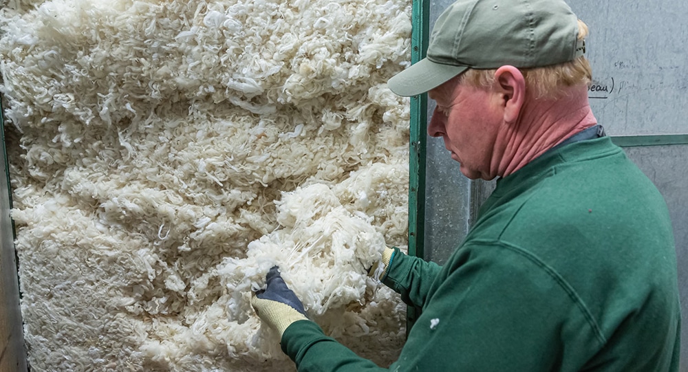 New recycled fabric reduces the carbon footprint by 60 % compared to the standard process.