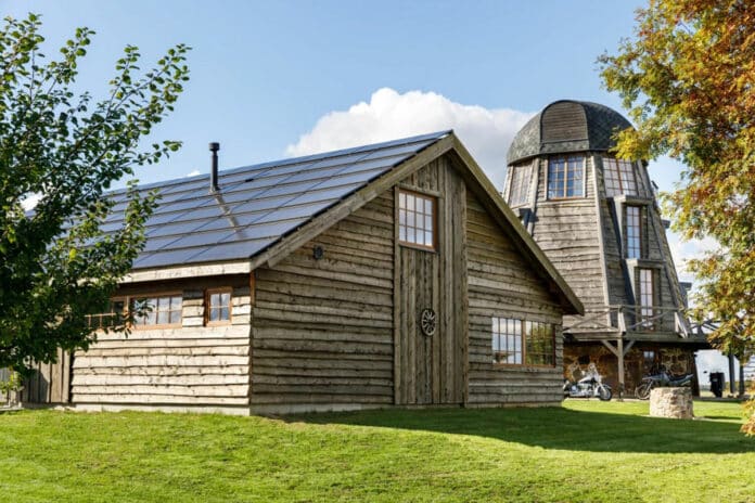 Solarstone solar roof