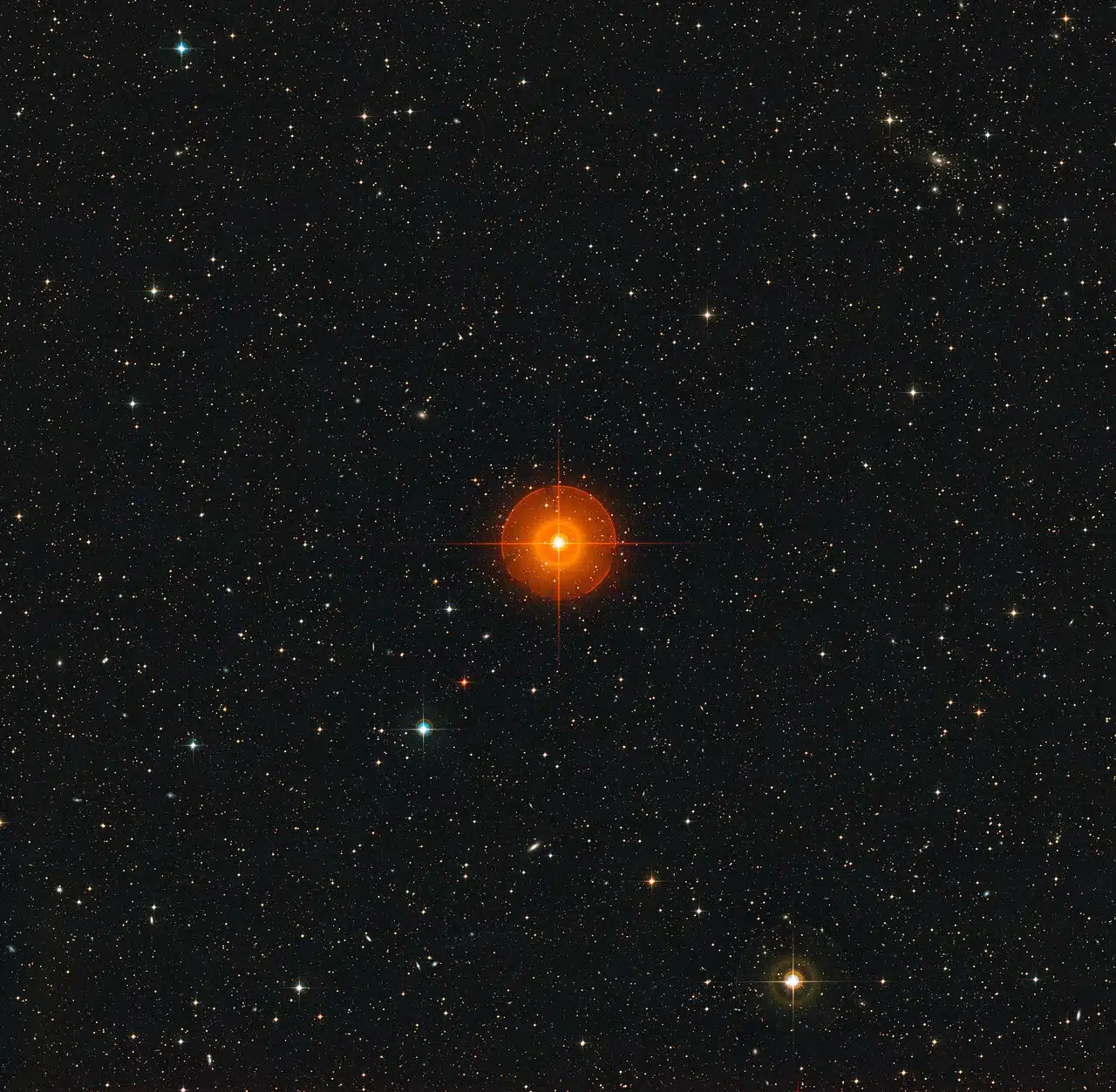 Wide-field view of the region of the sky around the R Doradus star